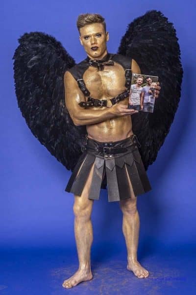 Male Model Marvin als Engel im Gladiatorstyle