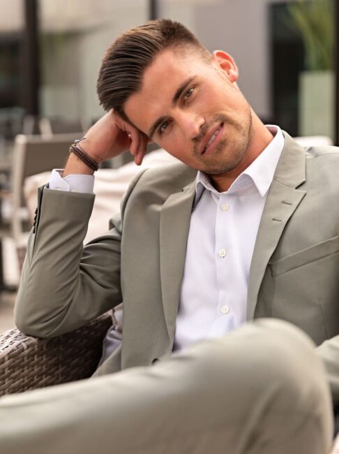 Male-Model-Ben-Brozy-113